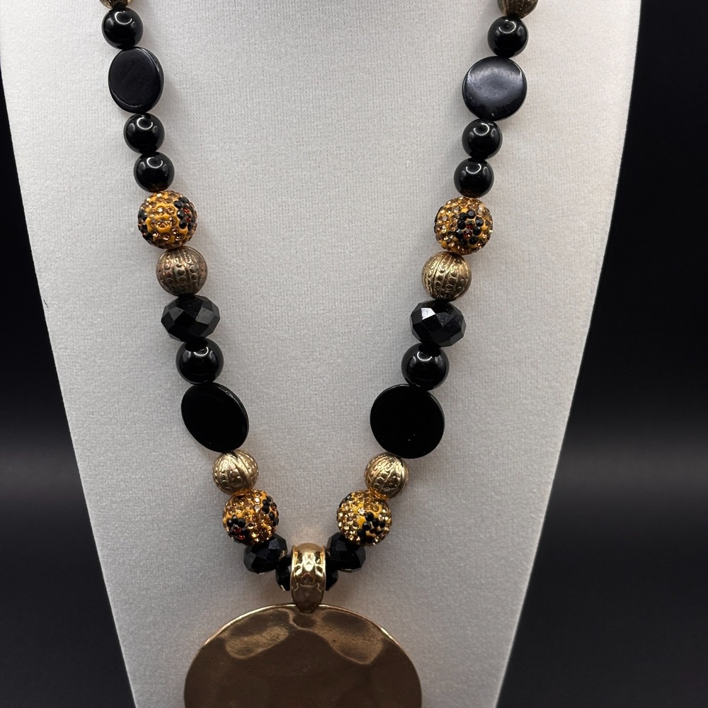 Vintage Gold Black Chunky Necklace Hammered Pendant Resin Crystal Beaded Jules - Picture 6 of 12